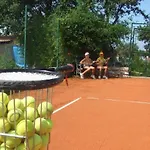 Prázdninový dům In With Private Tenniscourt Funtana