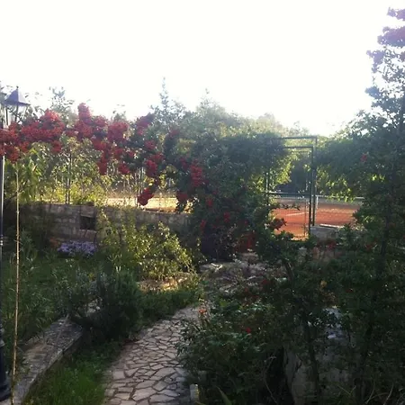 Holiday home In With Private Tenniscourt *